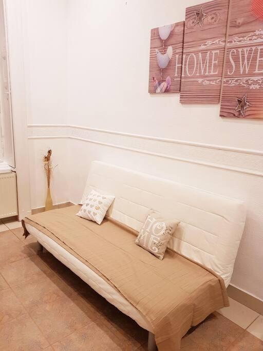 Snow White Apartman, In The Heart Of